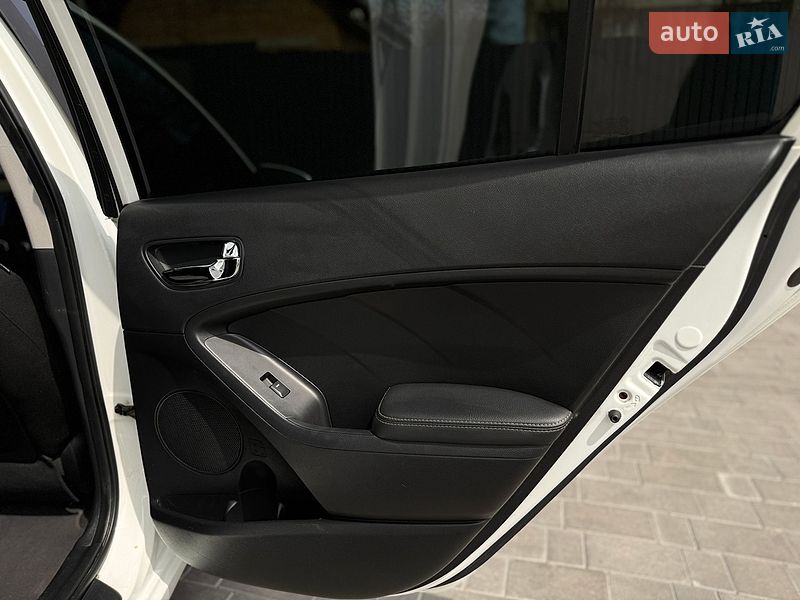 Седан Kia Forte 2016 в Виннице