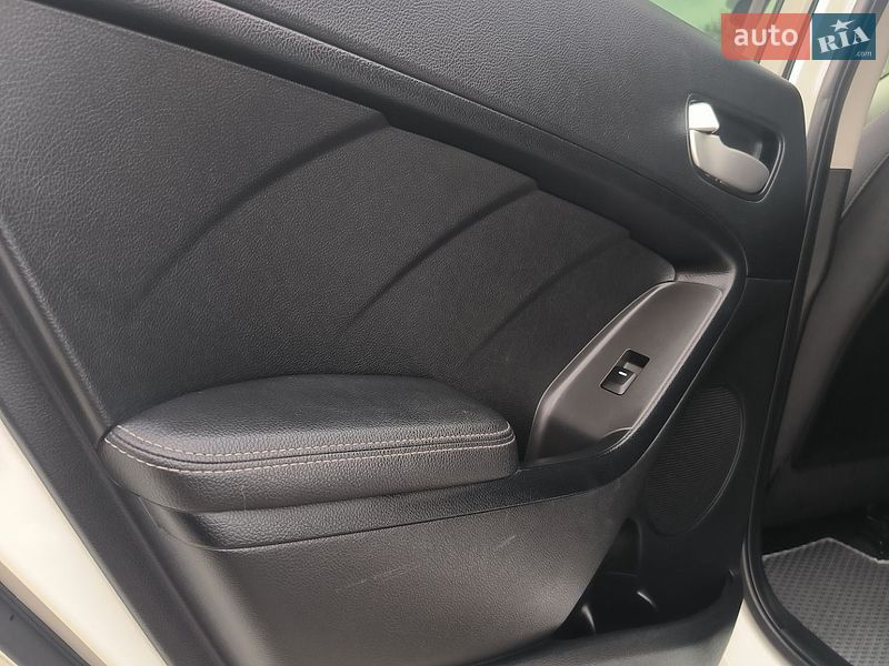 Седан Kia Forte 2016 в Днепре
