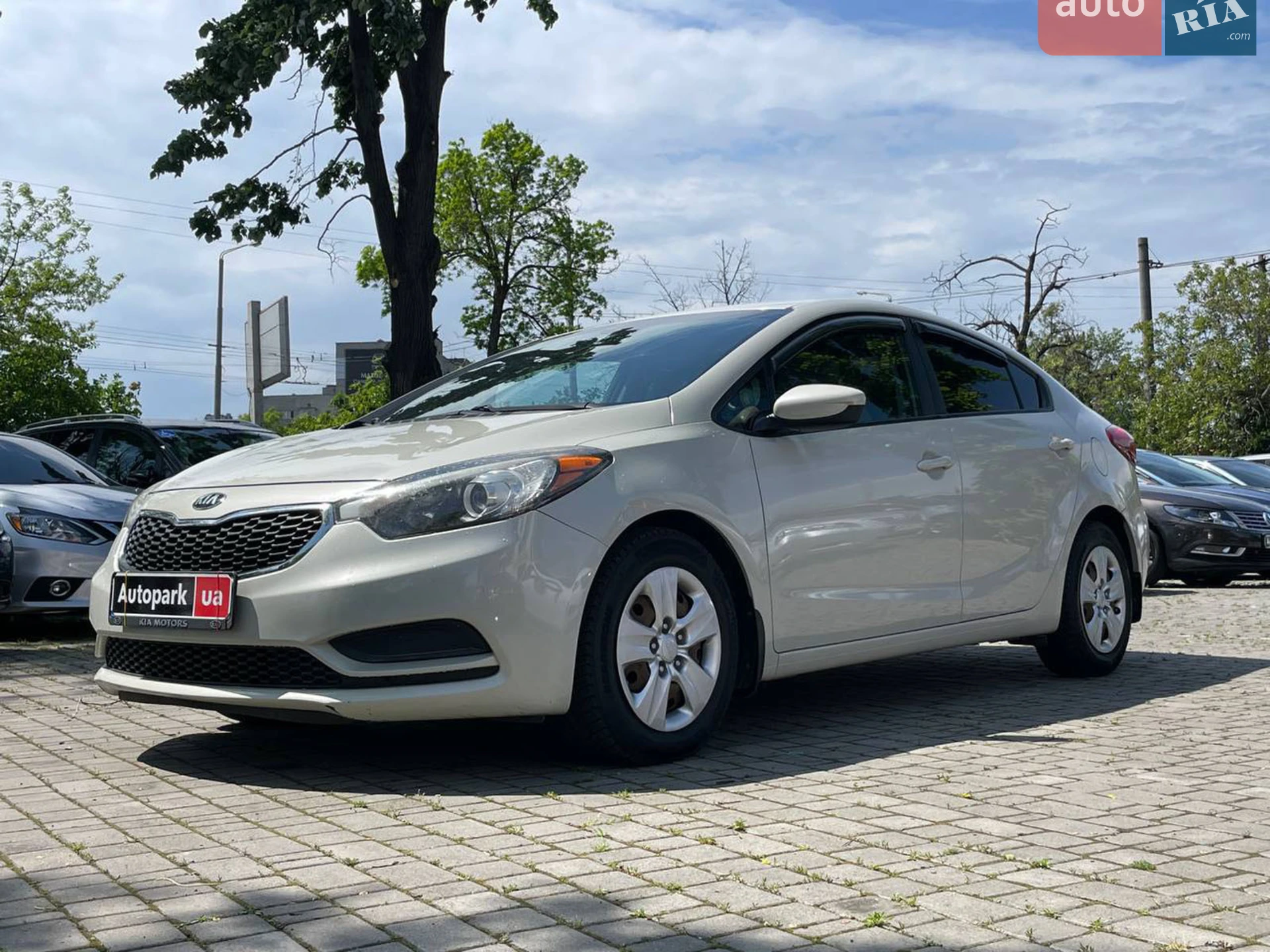 2015 Kia Forte - мініатюра 10