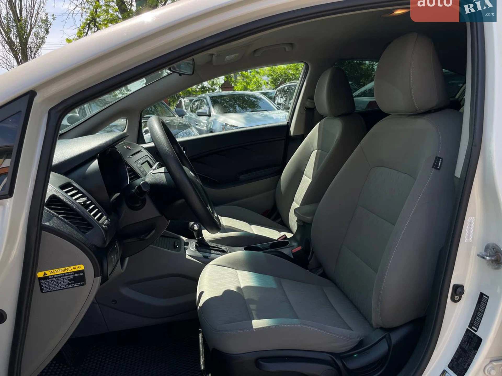 2015 Kia Forte - мініатюра 16