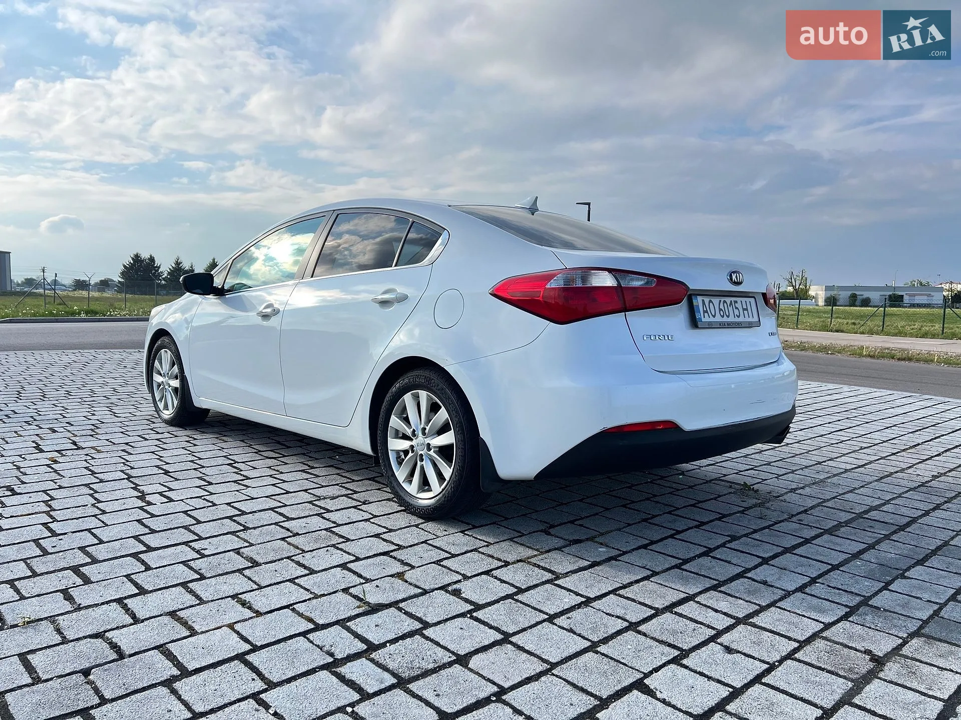 2014 Kia Forte - мініатюра 4