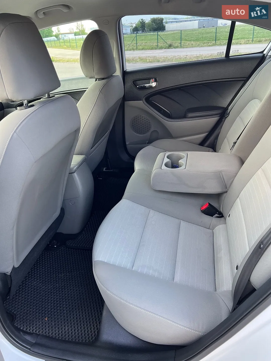 2014 Kia Forte - мініатюра 34
