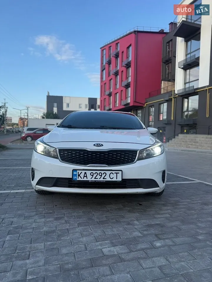 2015 Kia Forte - мініатюра 10