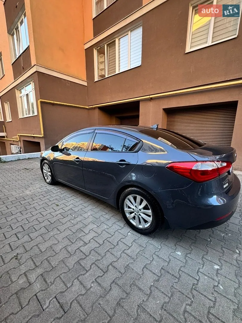 2014 Kia Forte - мініатюра 9