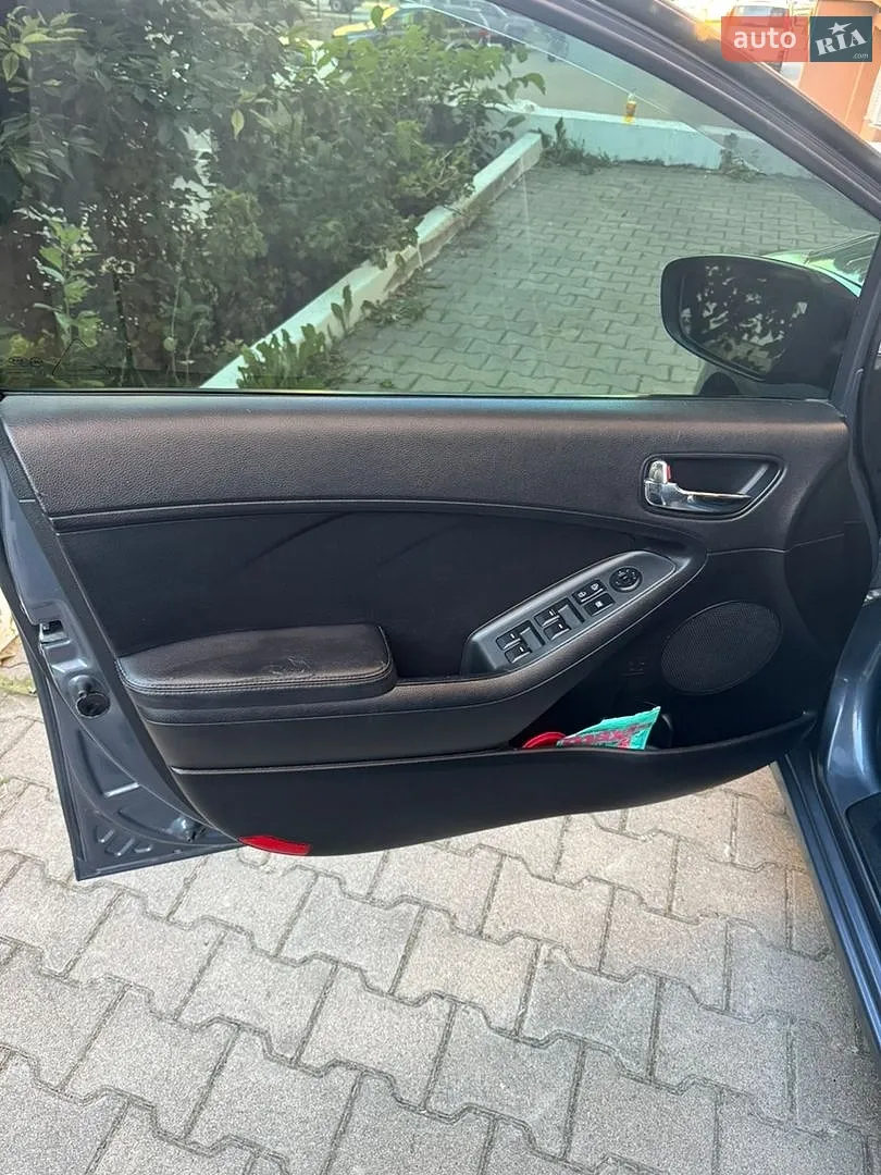 2014 Kia Forte - мініатюра 25