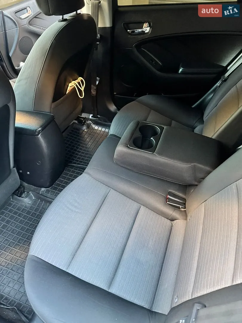 2014 Kia Forte - мініатюра 39