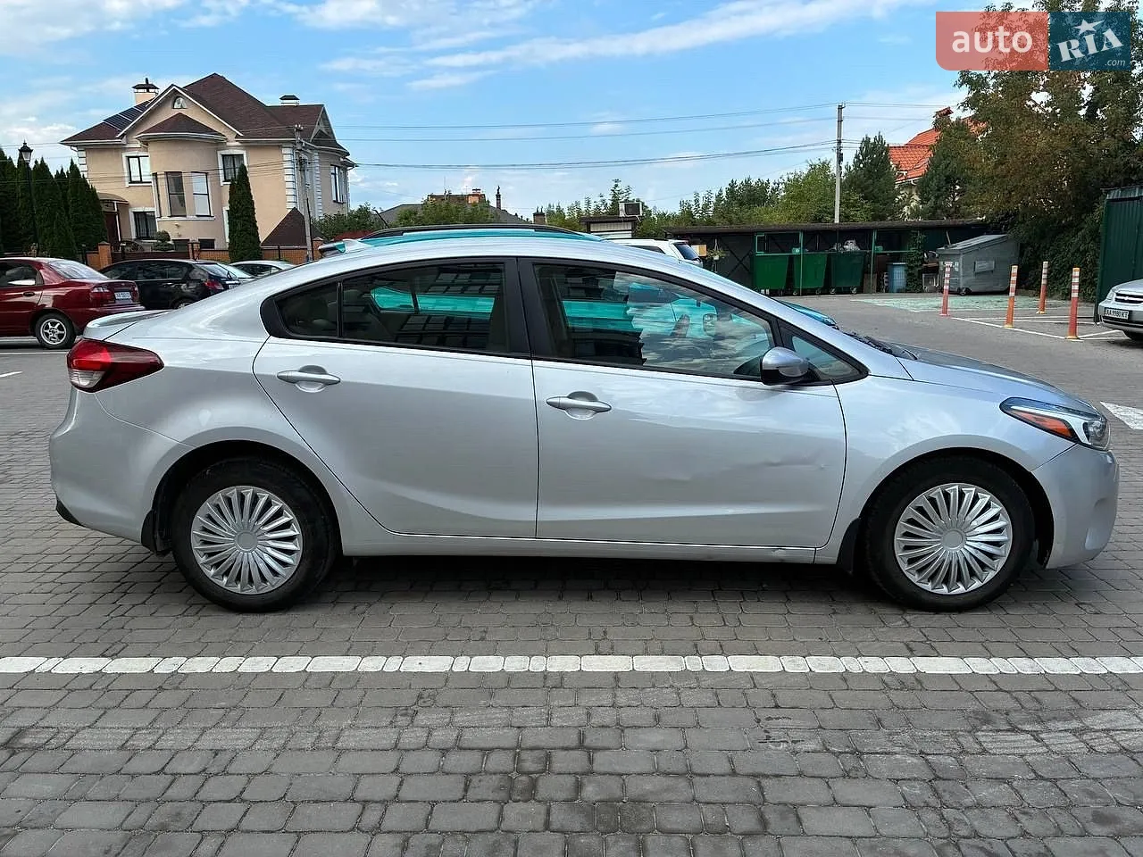 2017 Kia Forte - мініатюра 4