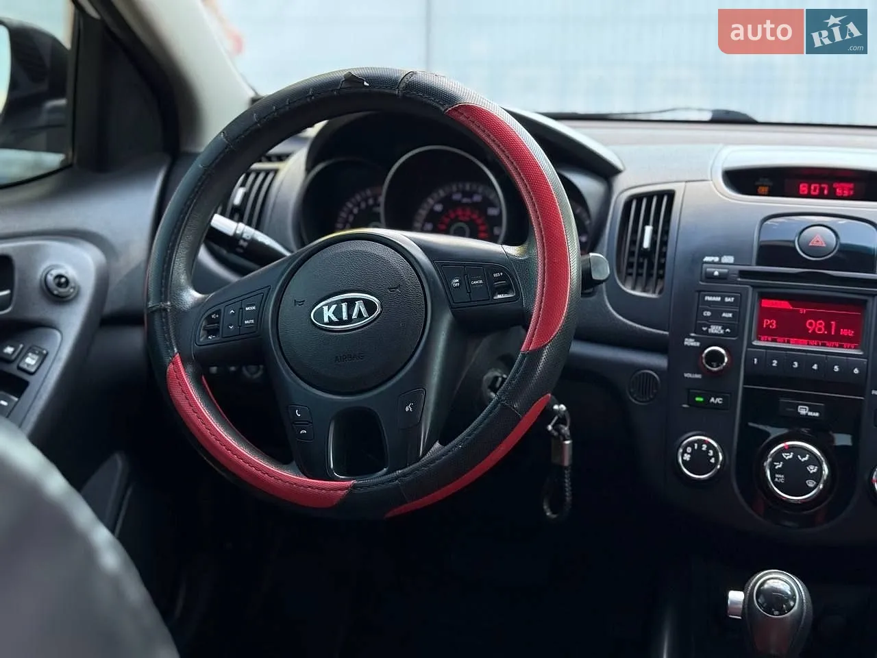 2011 Kia Forte - мініатюра 12