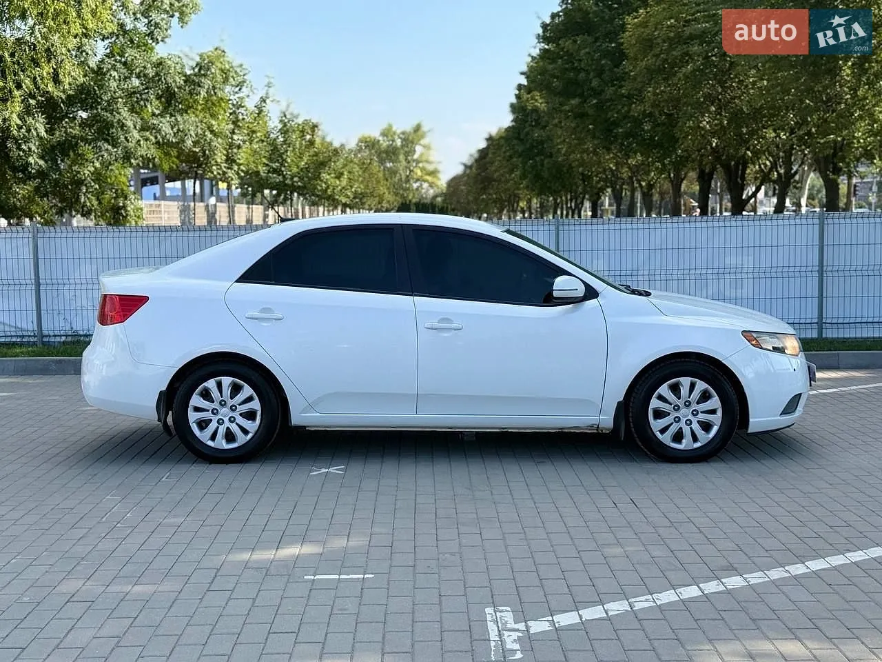 2011 Kia Forte - мініатюра 7