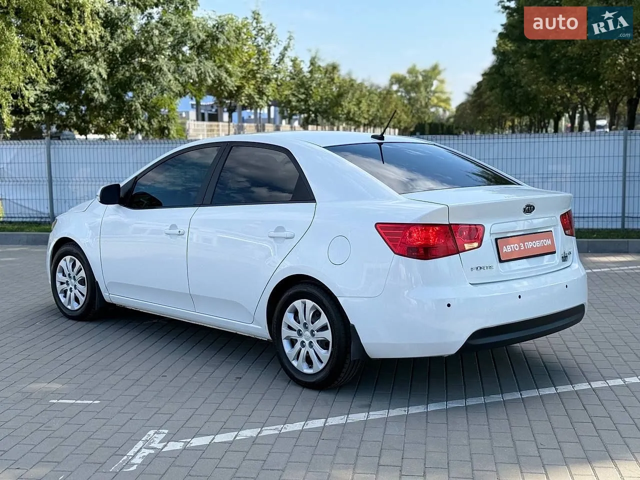 2011 Kia Forte - мініатюра 4