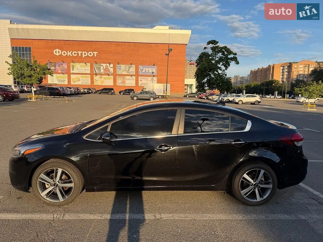 2016 Kia Forte - мініатюра 2