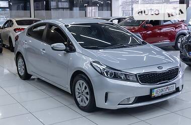 Седан Kia K3 2016 в Одессе