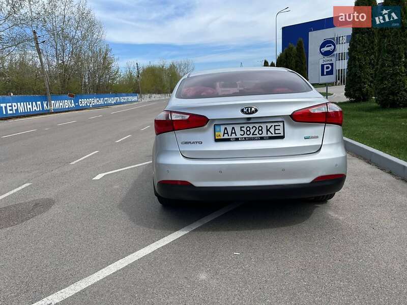 Седан Kia K3 2015 в Киеве