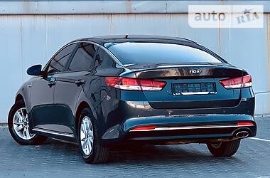 Седан Kia K5 2016 в 