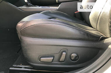 Седан Kia K5 2016 в 
