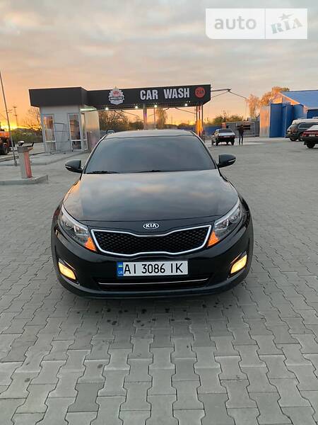 Седан Kia K5 2014 в Барышевке