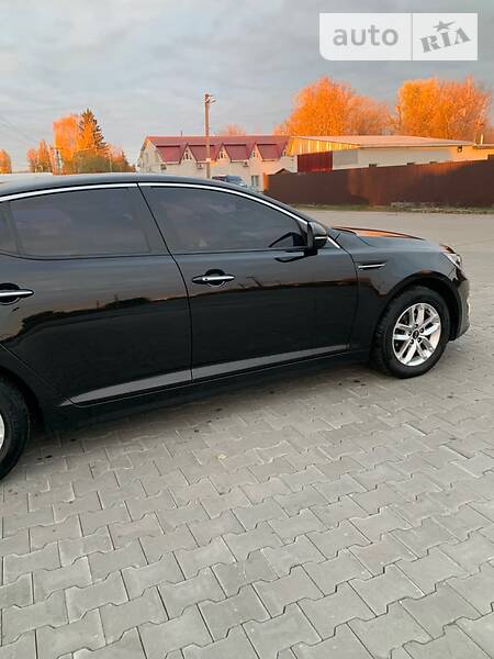 Седан Kia K5 2014 в Барышевке