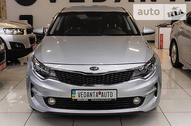 Седан Kia K5 2016 в Одессе