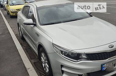 Седан Kia K5 2015 в Киеве