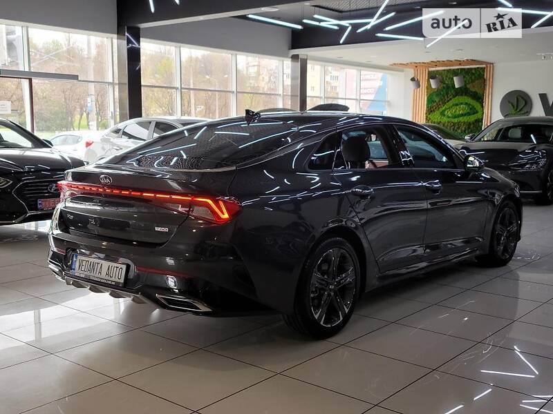 Седан Kia K5 2020 в Киеве