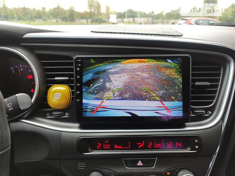 Седан Kia K5 2015 в Києві