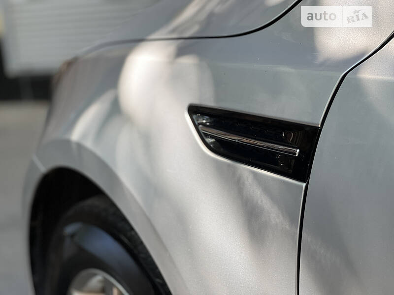 Седан Kia K5 2013 в Дніпрі
