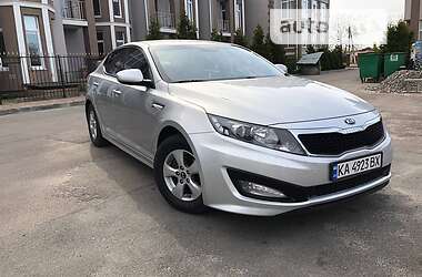 Седан Kia K5 2013 в Киеве