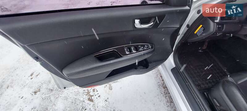 Седан Kia K5 2015 в Барышевке фото 9 Седан Kia K5 2015 в Барышевке