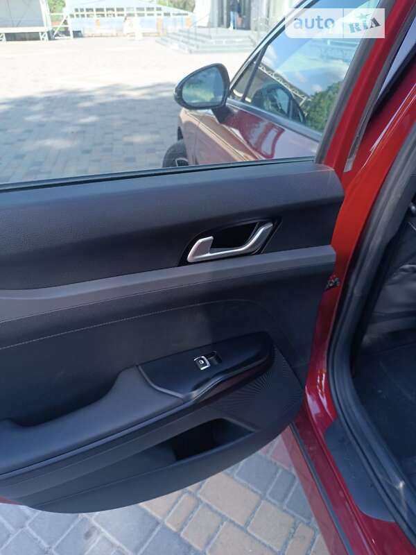 Седан Kia K5 2020 в Киеве