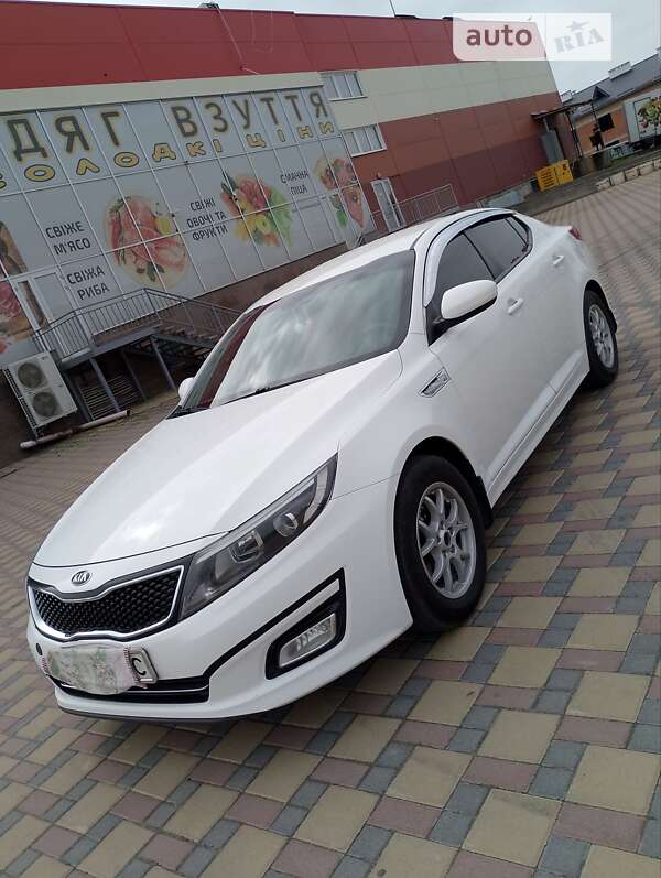 Седан Kia K5 2014 в Гайсину