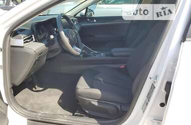 Седан Kia K5 2023 в 