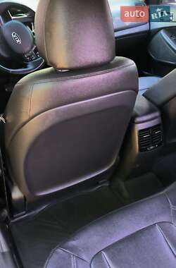 Седан Kia K5 2013 в Баштанке
