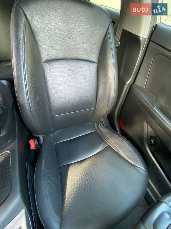 Седан Kia K5 2014 в Киеве