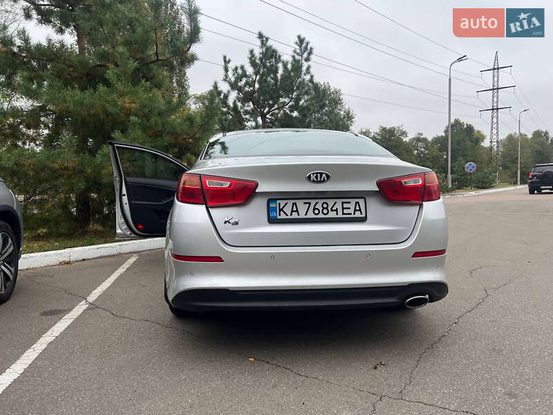 Седан Kia K5 2014 в Києві