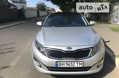 Седан Kia K5 2013 в Одессе