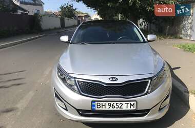Седан Kia K5 2013 в 