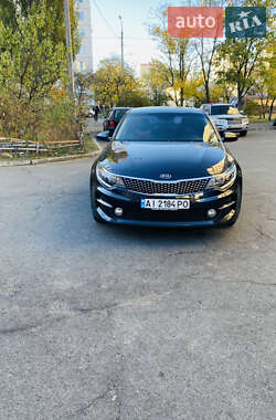 Седан Kia K5 2015 в Києві