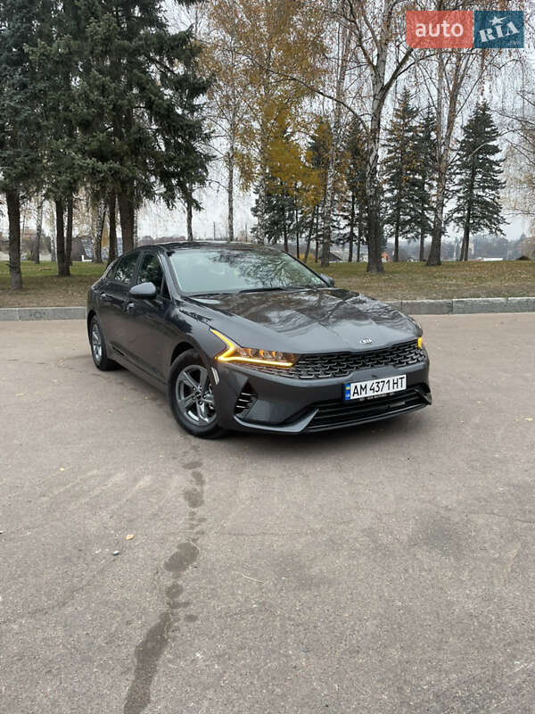 Седан Kia K5 2021 в Житомирі