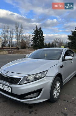 Седан Kia K5 2013 в Николаеве