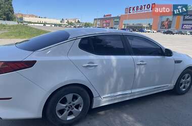 Седан Kia K5 2014 в Полтаве