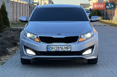 Седан Kia K5 2012 в Одесі