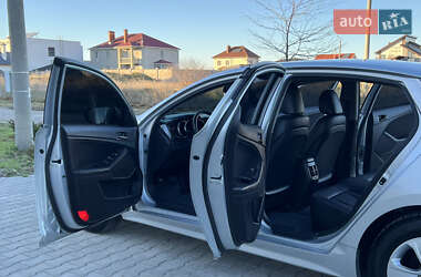 Седан Kia K5 2012 в Одесі