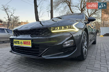 Седан Kia K5 2019 в 