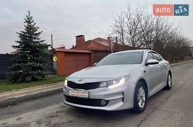 Седан Kia K5 2016 в Києві