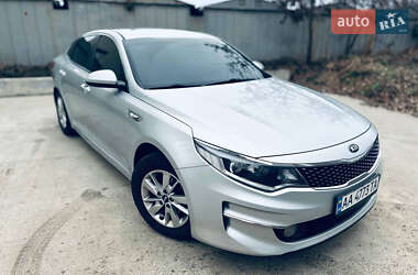 Седан Kia K5 2017 в Києві