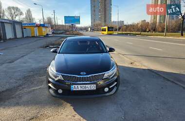 Седан Kia K5 2016 в Києві