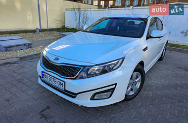 Седан Kia K5 2015 в Одесі