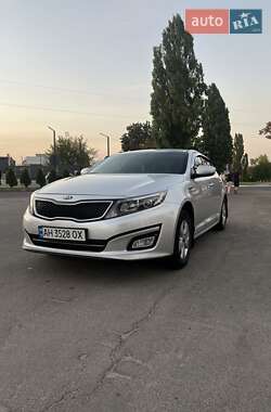 Седан Kia K5 2014 в Харкові