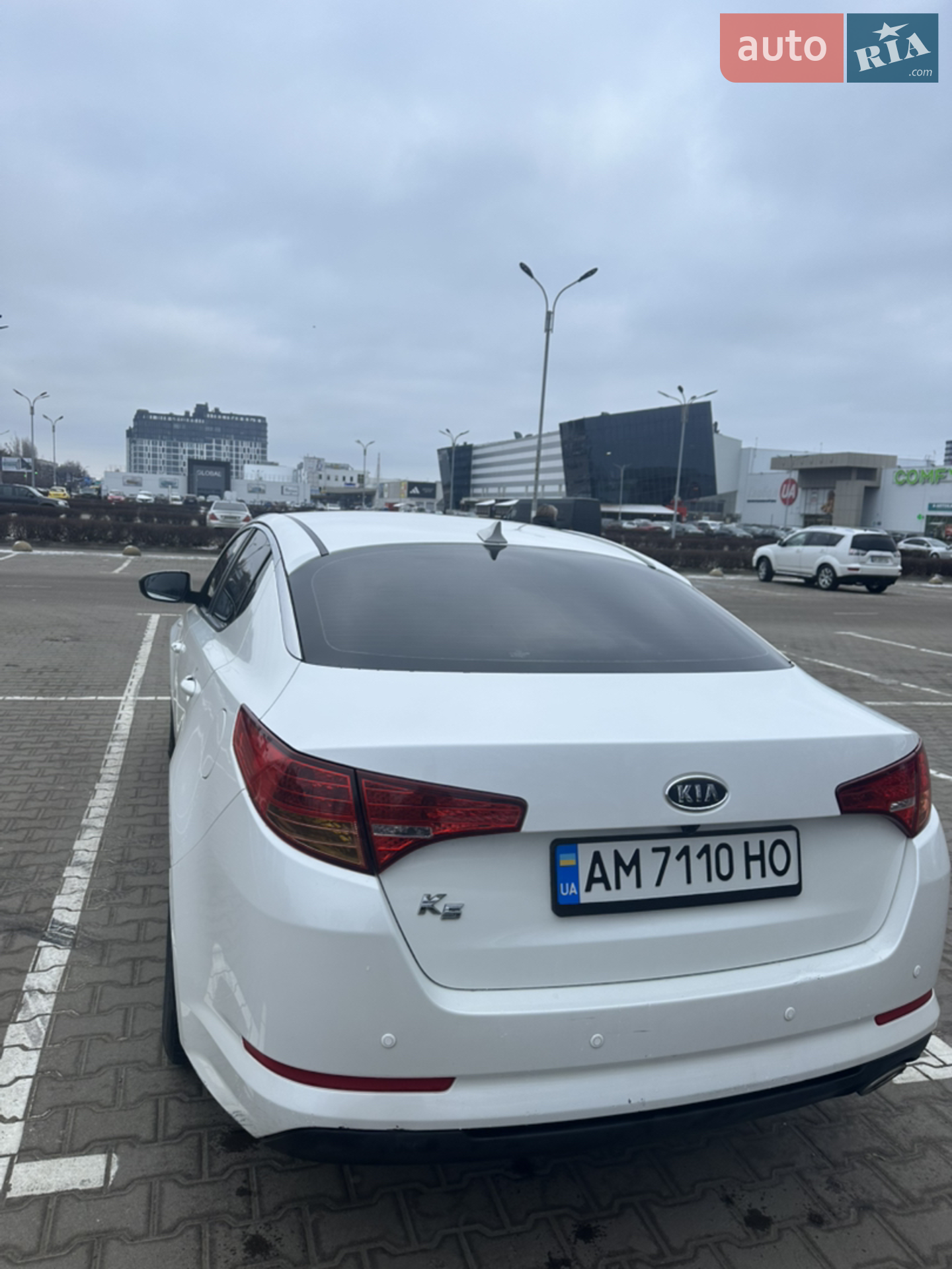 2011 Kia K5 - мініатюра 7