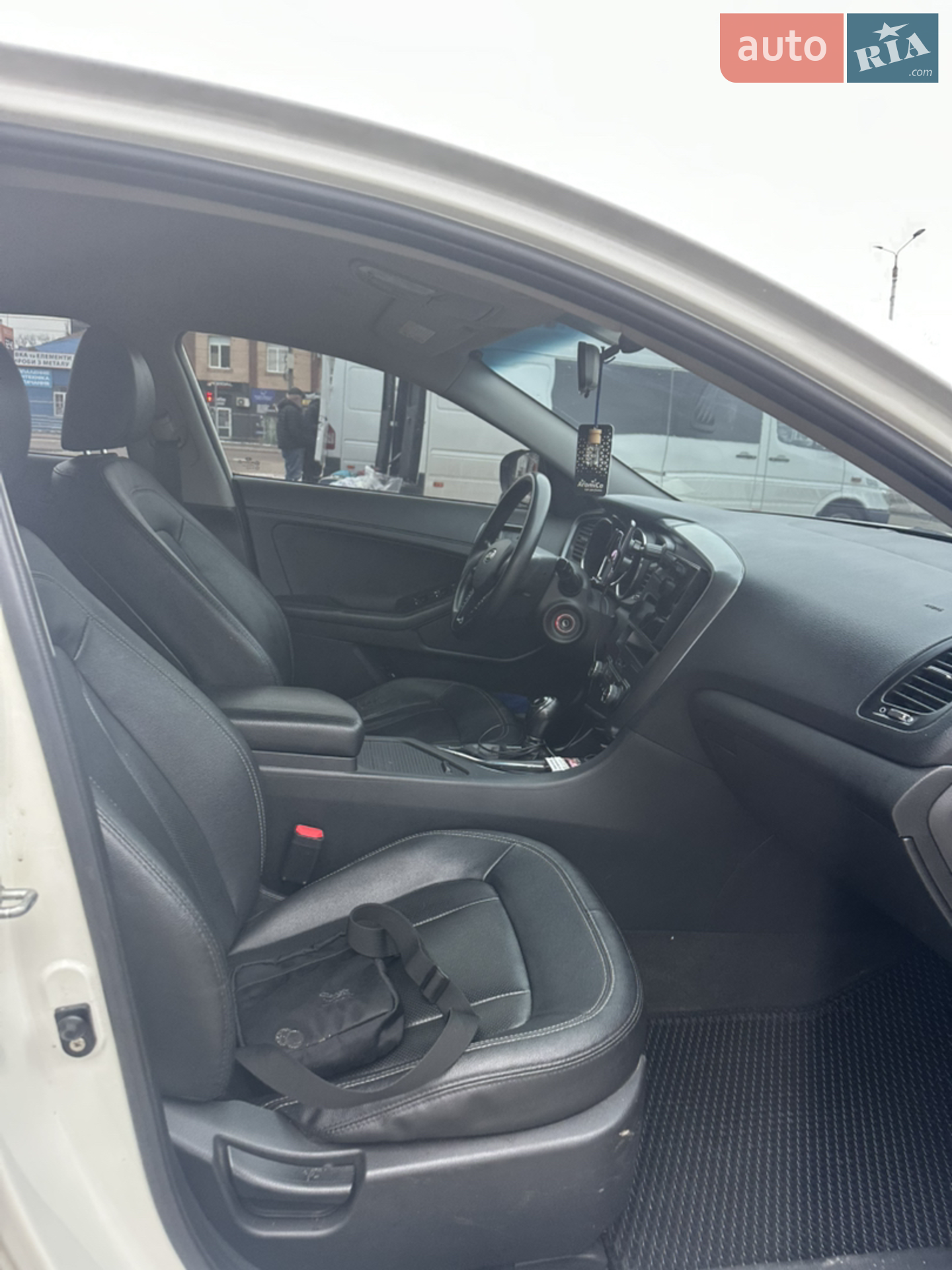 2011 Kia K5 - мініатюра 13